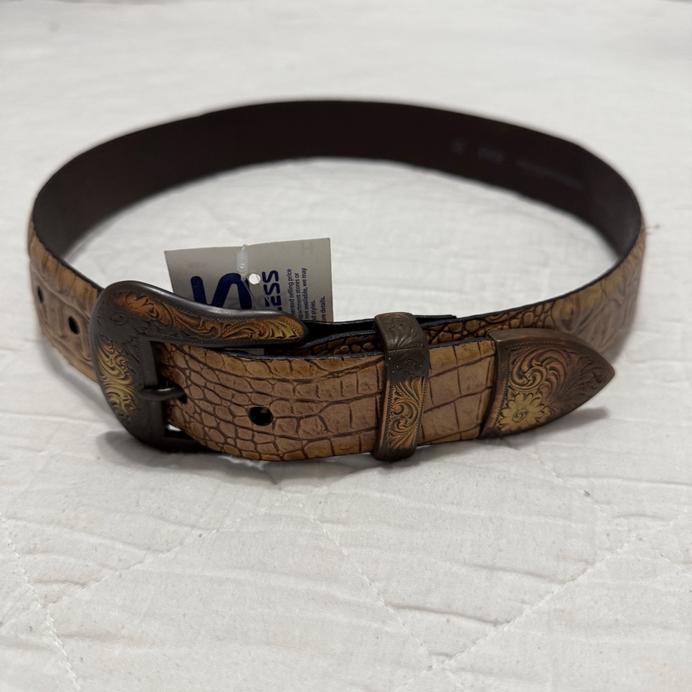 Vintage Bison Genuine Leather Western Belt Men's 30 Crocodile Skin NEW 6043